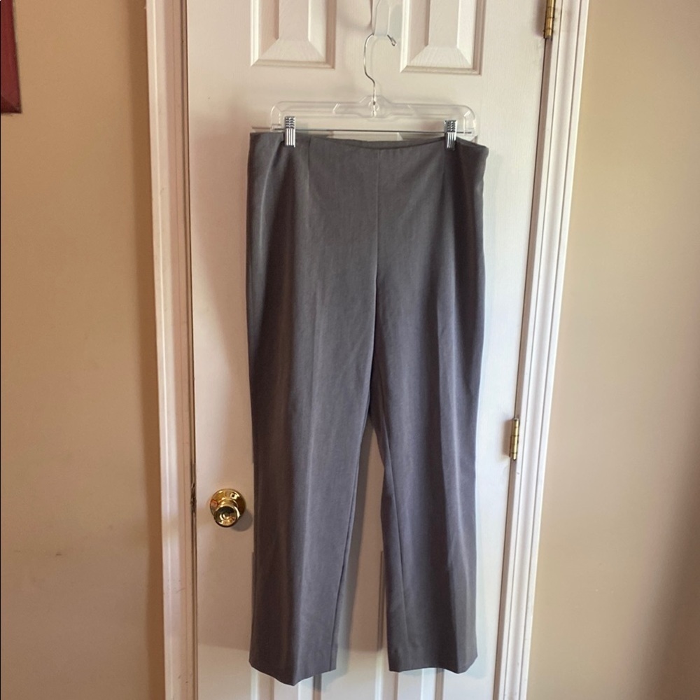 Little Black Pant with Fit logic Gray Size 10 Zip & Button On Side